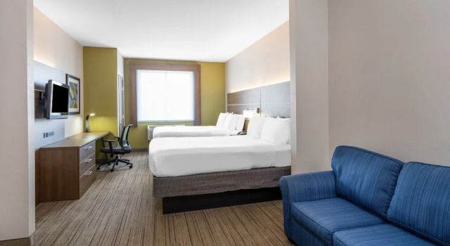 Двухместный люкс Holiday Inn Express & Suites Dallas East - Fair Park by IHG