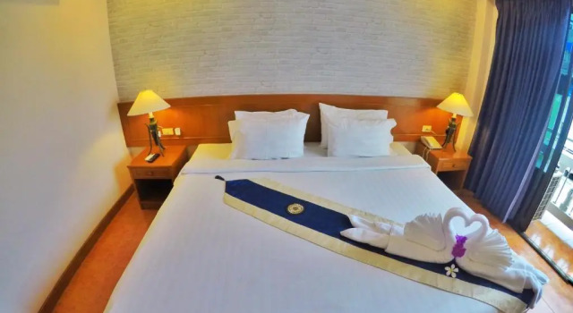 Апартаменты Superior Patong Central Residence and Apartment