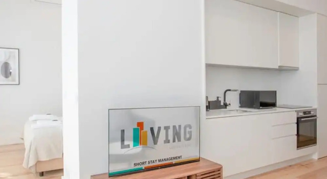 Liiiving in Porto City View Apartment 1F, Забронировать Апартаменты/квартира Порту Регион Порту, рядом с Lapa Metro Station