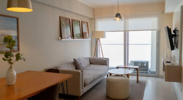 Коттедж w Design-forward 2BR w Balcony in Miraflores