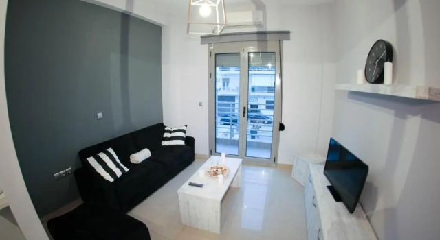 Lak Peristeri Homes