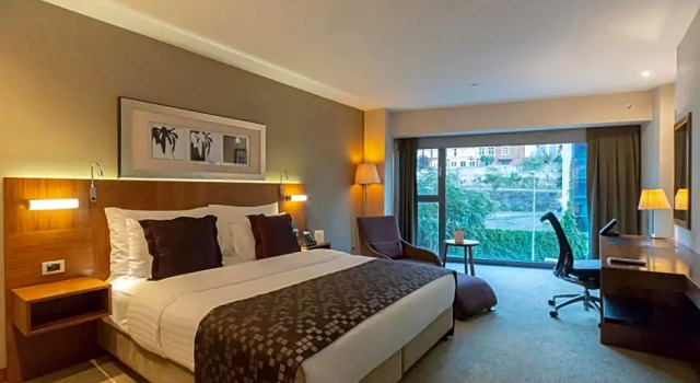 Двухместный номер Lounge Access Premium Crowne Plaza Istanbul Harbiye by IHG
