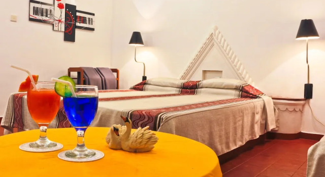Трёхместный номер Standard с балконом Hotel Hemadan