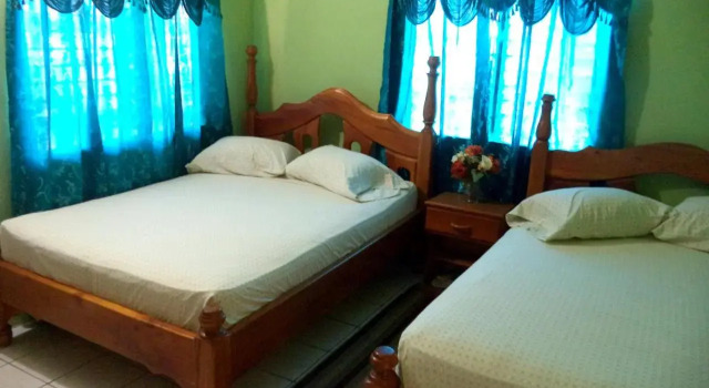 Buccoo Reef View, Prenota Appartamento Hotel a Tobago con parcheggio, Parcheggio