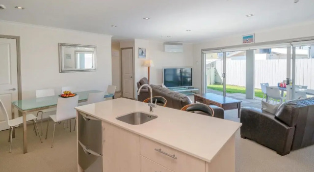 Апартаменты с видом на сад Crows Nest Apartments