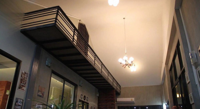 Baan Alisa Bed and Breakfast, Rezervovat Hotel Hotely v Central Thailand s parkováním, Parkování