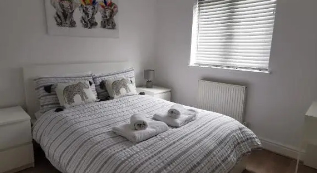 3 Bed Holiday Home in Llandeilo with Log Burner, Foglalás Szálloda Llandeilo Brecon Beacons