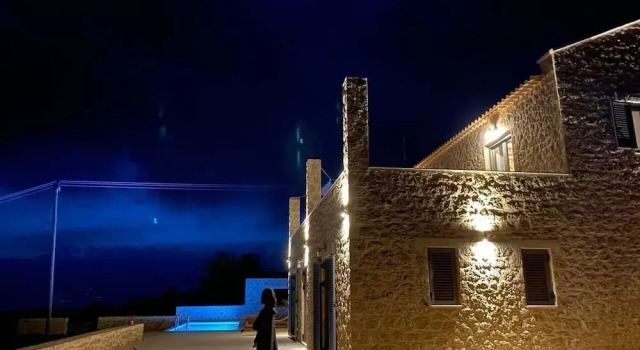 Lovely 3-bed Villa. Private Pool in Agios Nikolaos, Book Villa Hotels in Lakonia with a Pool, Swimming Pool