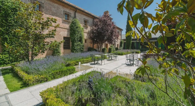 Antiguo Convento de Boadilla, Book Hotel Hotels in Community of Madrid with a Pool, Swimming Pool
