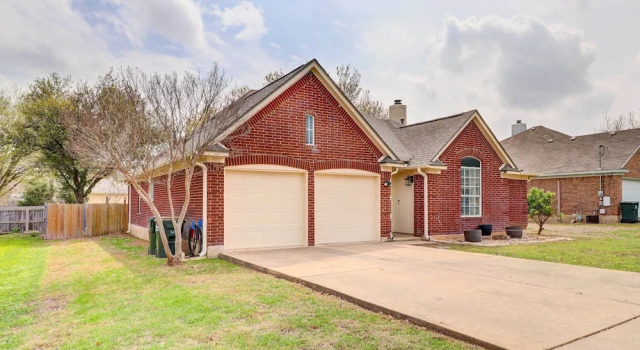 Airy Georgetown Home w/ Fire Pit!, Buchen Sie Ferienhaus Georgetown Greater Austin