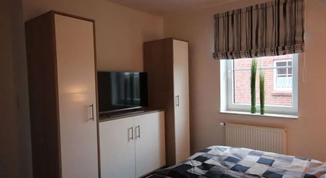 69 in the Burhave Seepark, Book Hotel Butjadingen North Sea Coast Germany
