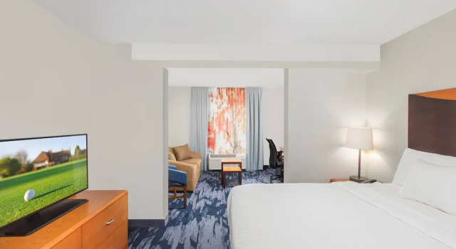 Люкс Fairfield Inn by Marriott Evansville East