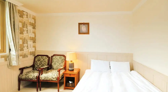 Двухместный номер Standard Chambord Hotel