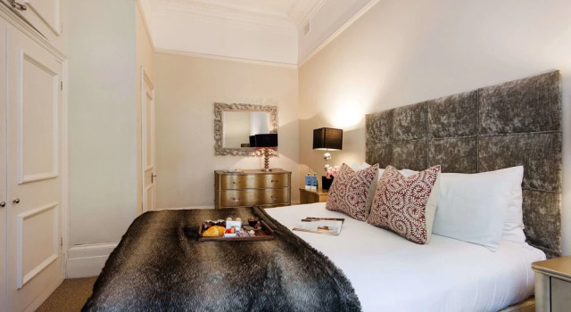 The Chelsea Cathcart Lodge - PC01