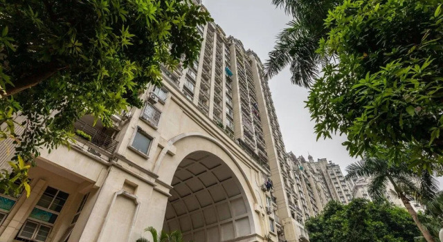 Locals Boutique Apartment Lujiang No.2