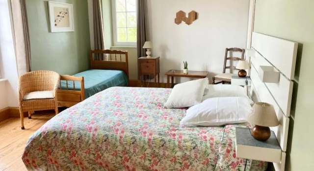 Номер Standard Les chambres dOmaha Beach Etablissement avec deux chambres dhôtes, petit-déjeuner compris fait-maison et produits locaux