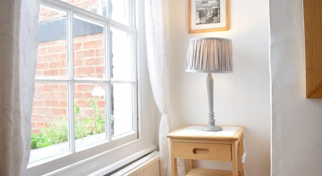 Beautiful 3 Bedroom House Close to City Centre