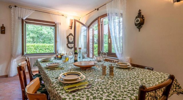 Awesome Home in Nocera Umbra With Outdoor Swimming Pool, Wifi and 2 Bedrooms, Rezervasyon Otel Umbria havuzlu oteller, Yüzme Havuzu