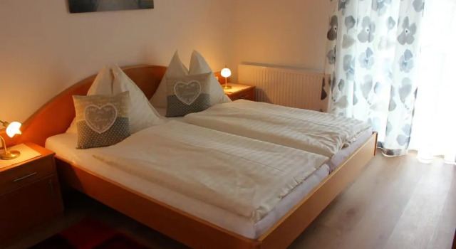 Ferienwohnung Appartment mit Privatbadestrand Kusternighof, Забронировать Гостевой дом Фельден-ам-Вёртерзе Вертер-Зе