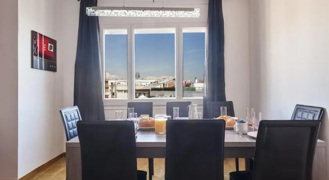 Key Barcelona HOUSING, Забронировать Апартаменты/квартира Эшампле Барселона, рядом с Santa Caterina Market