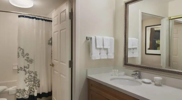 Четырёхместный люкс Residence Inn by Marriott Toronto Markham
