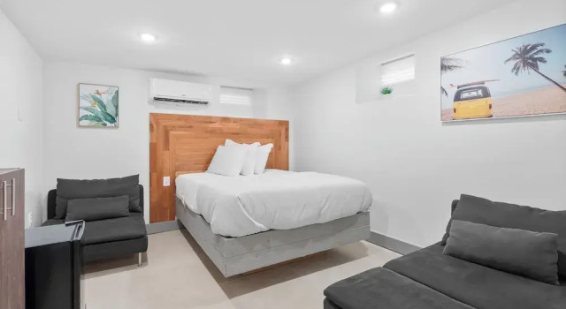 Extended Stay Comfy Suites LL, Забронировать Отель Филадельфия Philadelphia Metropolitan Area, рядом с Центр исполнительских видов искусства Манна