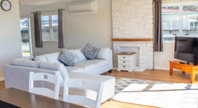 Rehutai Beach House, Забронировать Дом для отпуска Коттеджи Бей-оф-Айлендс, Коттедж