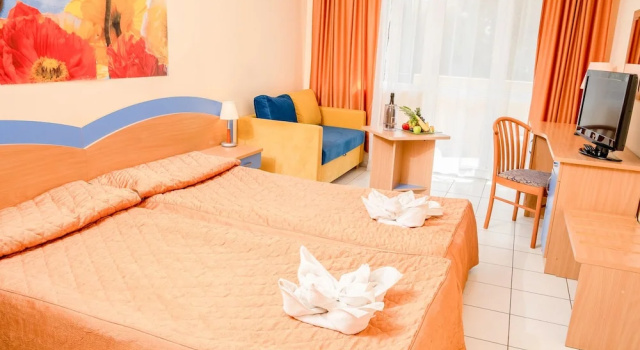 Семейный номер Standard Hotel Dolphin