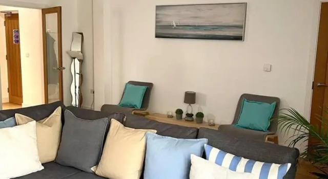 Luna Beach - Luxury Carbis Bay Apartment