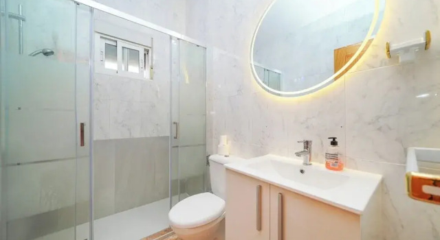 Вилла 4-Bed Villa Sleeps 8 Pets Ok & 10 min to Beach