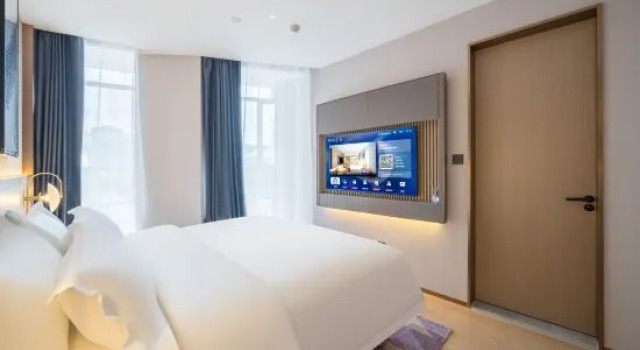 Люкс Deluxe Lavande Hotel (Kunming Anning Wanda Plaza Branch)