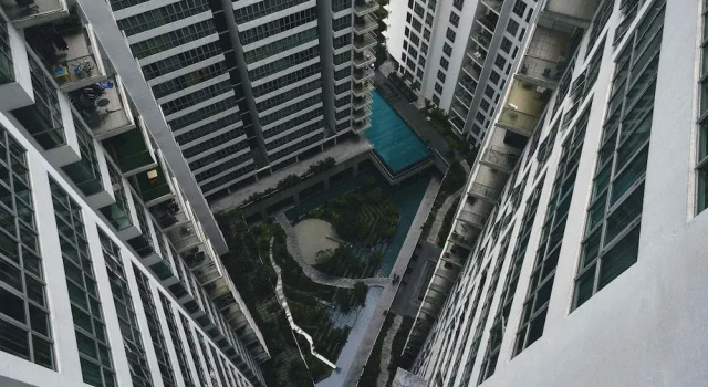 Regalia Residence @ KLCC View Sky Pool by MC