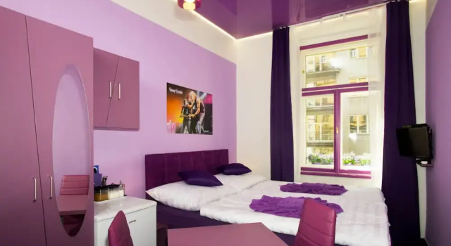 Apartment Colours Prague Center, Забронировать Апартаменты/квартира Апартаменты Праги, рядом с Mozart Dinner Prague, Апартаменты/квартира