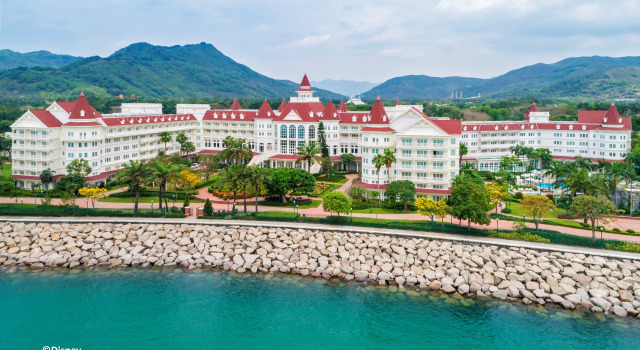 Hong Kong Disneyland Hotel