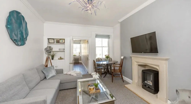 Duke Street City Center Apartment