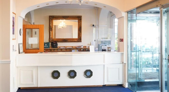 Hotel Langfords Brighton, Забронировать Отель Отели Исторического графства Суссекса с парковкой, Парковка