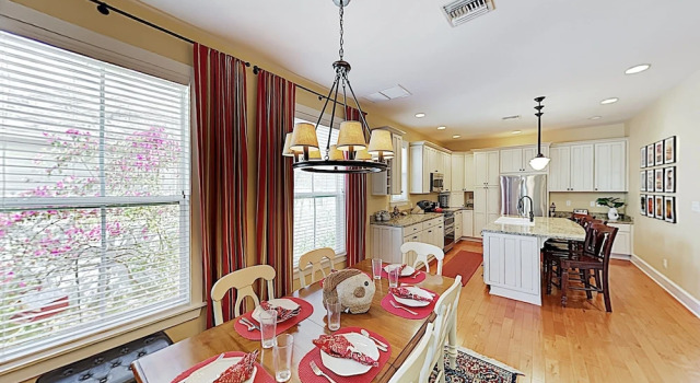 New Listing! the Sea Turtle Inn Uptown Gem 2 Bedroom Home, Забронировать Отель Отели Сент-Огастин с парковкой, рядом с Cathedral Basilica of St. Augustine, Парковка