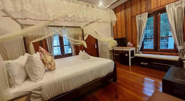 Коттедж с балконом Kenikar Raintree Resort Chumphon