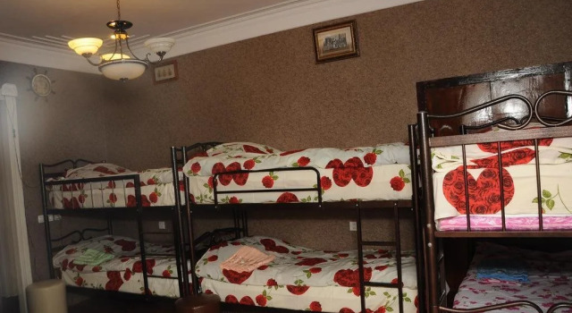 Caspian Pearl Boutique Hotel, Забронировать Бутик-отель Отели Баку с парковкой, рядом с Азербайджанский Музей Ковра, Парковка