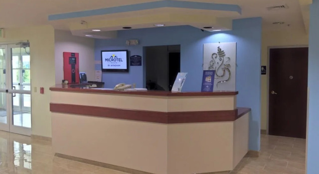 Microtel Inn & Suites by Wyndham Hagerstown by I-81, Забронировать Отель Отели Хейгерстаун 3 звезды, 3*
