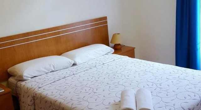 Hostal Machín, Забронировать Отель Мадрид Провинция Мадрид, рядом с Театр Монументал