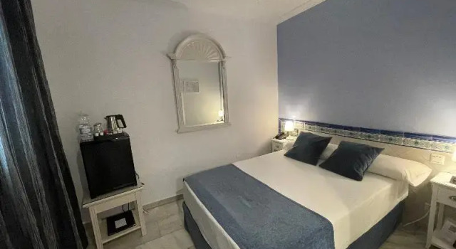 Одноместный номер Standard с балконом Hotel Plaza Cavana