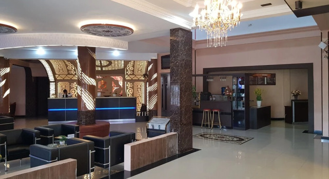 Capital O 93263 Linge Land Hotel, Rezerwuj Hotel Takengon Sumatra