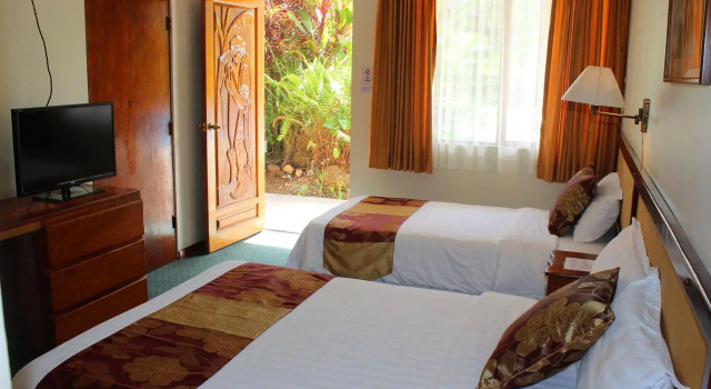 Soluxe El Sesteo Hotel