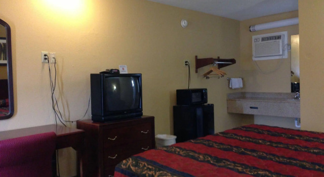 Kingsway Inn, Rezerwuj Hotel Corsicana Teksas