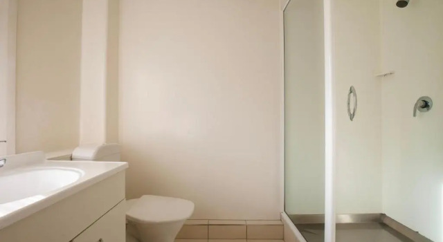Одноместный номер Kiwi International Hotel
