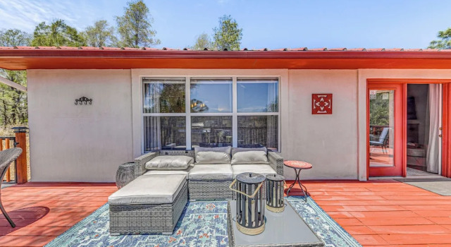 Коттедж Charming Ruidoso House w/ Deck & Mountain Views!