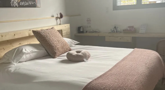 Шестиместный номер Standard Le B Complexe Hôtel
