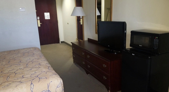 Номер Economy HomeTown Hotel Bryant
