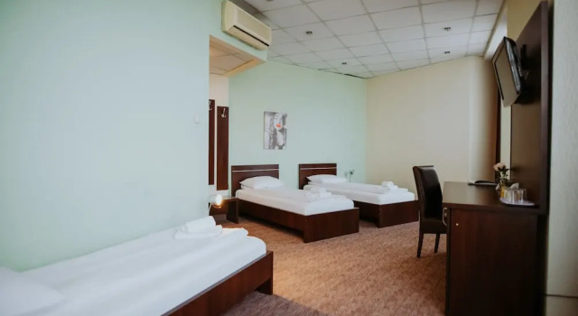Трёхместный номер Comfort Hotel Select